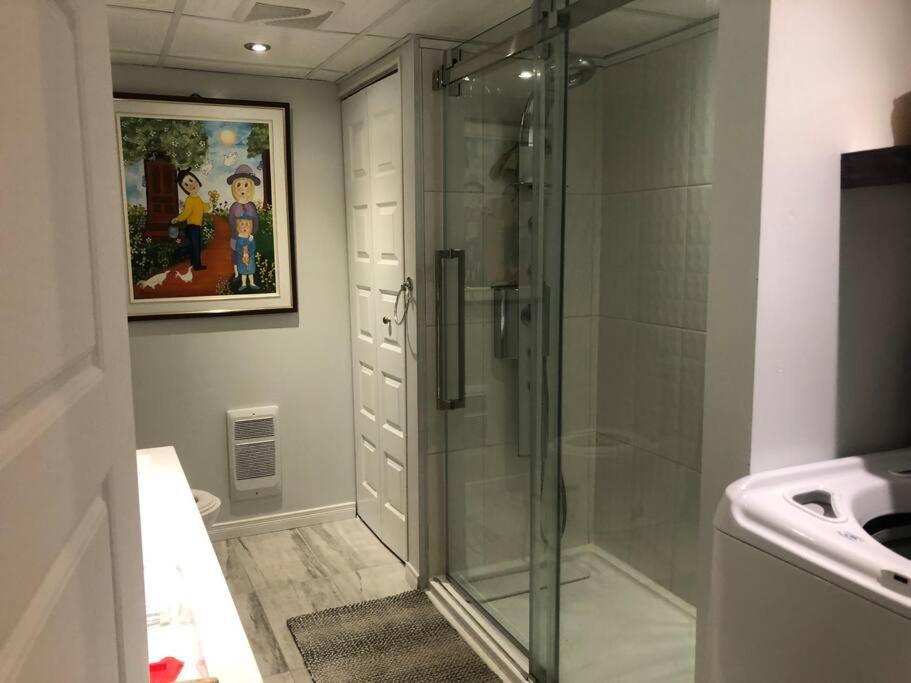 Apartament Chambre, Cuisine, Salon Et Salle De Bain Privees Saguenay Zewnętrze zdjęcie