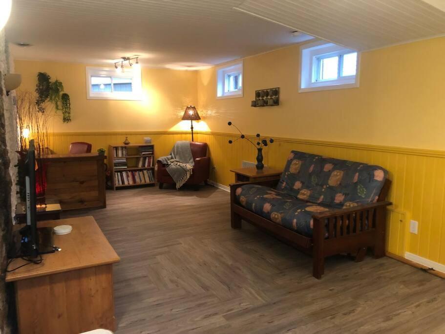 Apartament Chambre, Cuisine, Salon Et Salle De Bain Privees Saguenay Zewnętrze zdjęcie